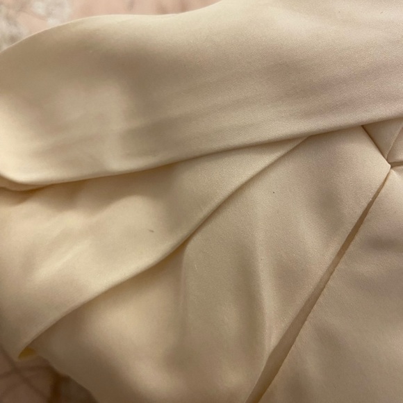 Isabelle Armstrong Kleinfields designer silk wedding dress - Picture 12 of 16